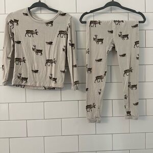 Kyte Baby Reindeer LS Pjs in size 18-24